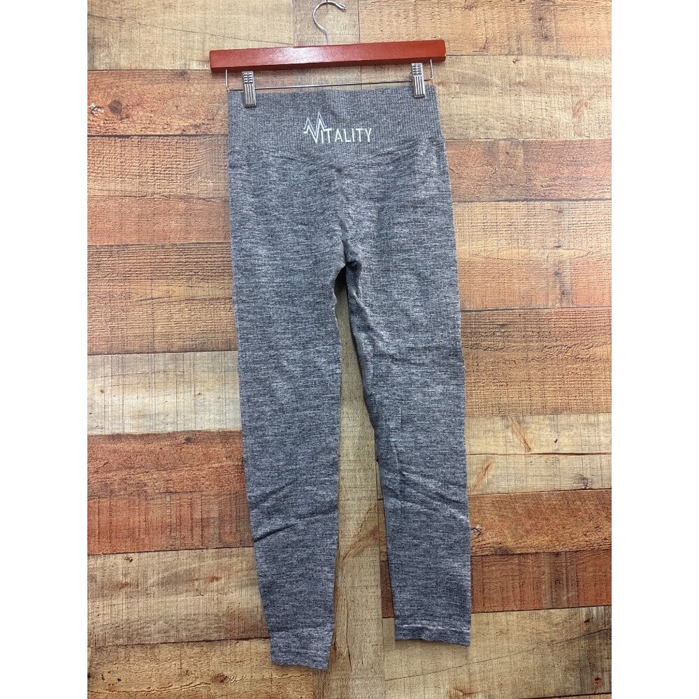 Vitality Grey Ribbed Seamless Leggings & Sports Bra Set - Picture 3 of 8